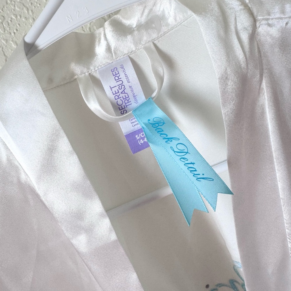 Secret Treasure Bridal Satin Robe - Picture 5 of 7
